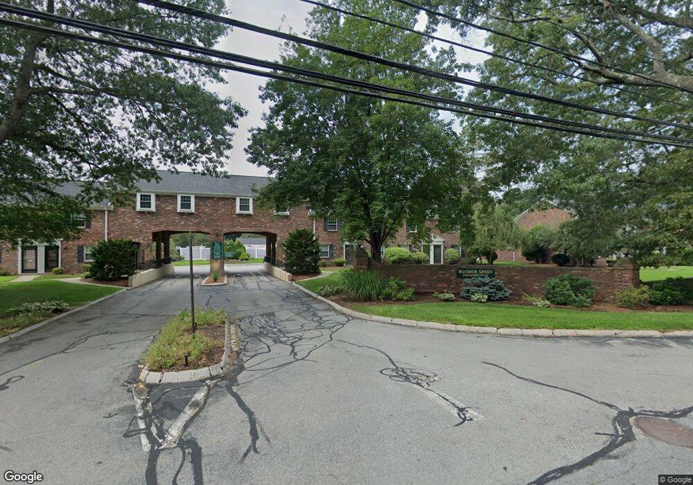 106 Windsor Dr, Framingham, MA 01701 - photo 1