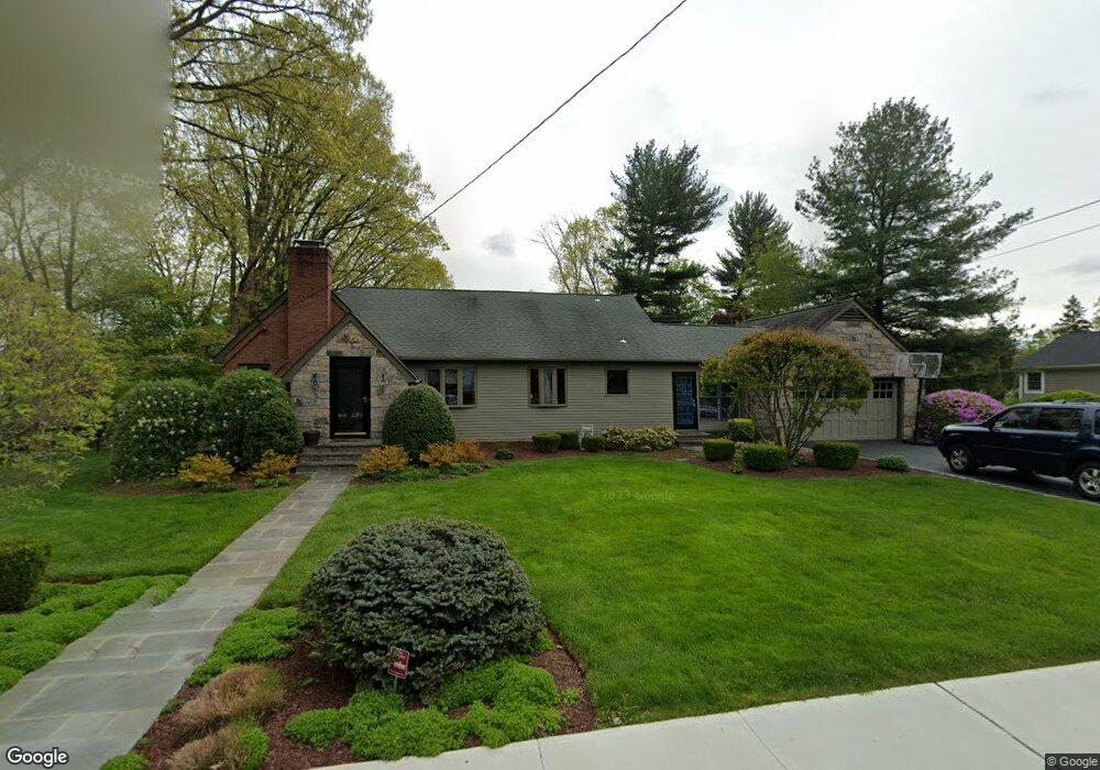 81 Tuttle Rd, Briarcliff Manor, NY 10510 - photo 1