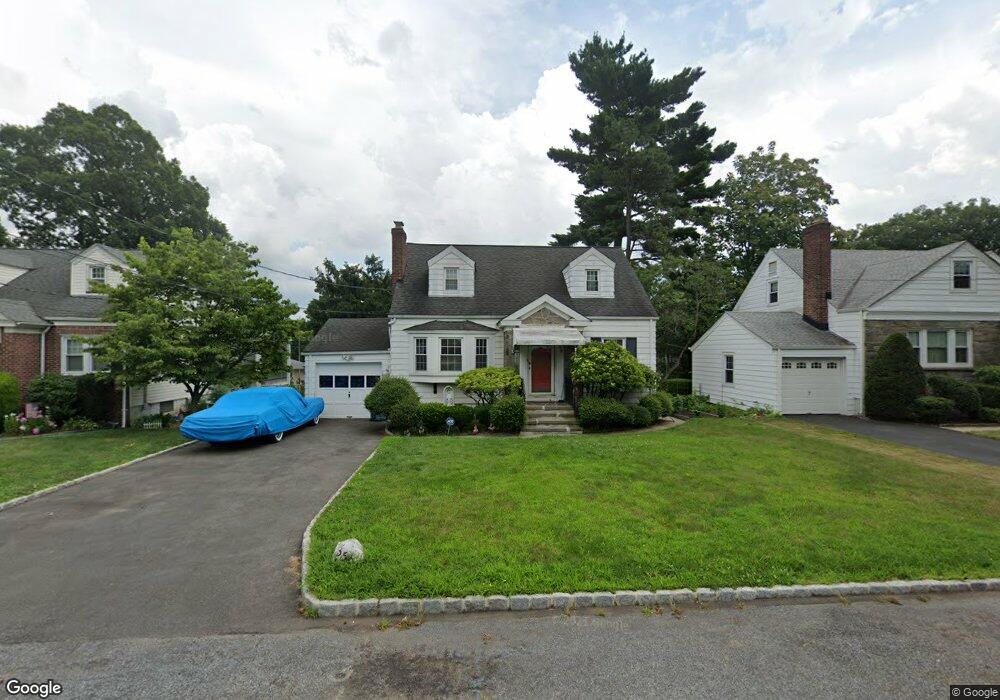 359 Martin Rd, Union, NJ 07083 - photo 1