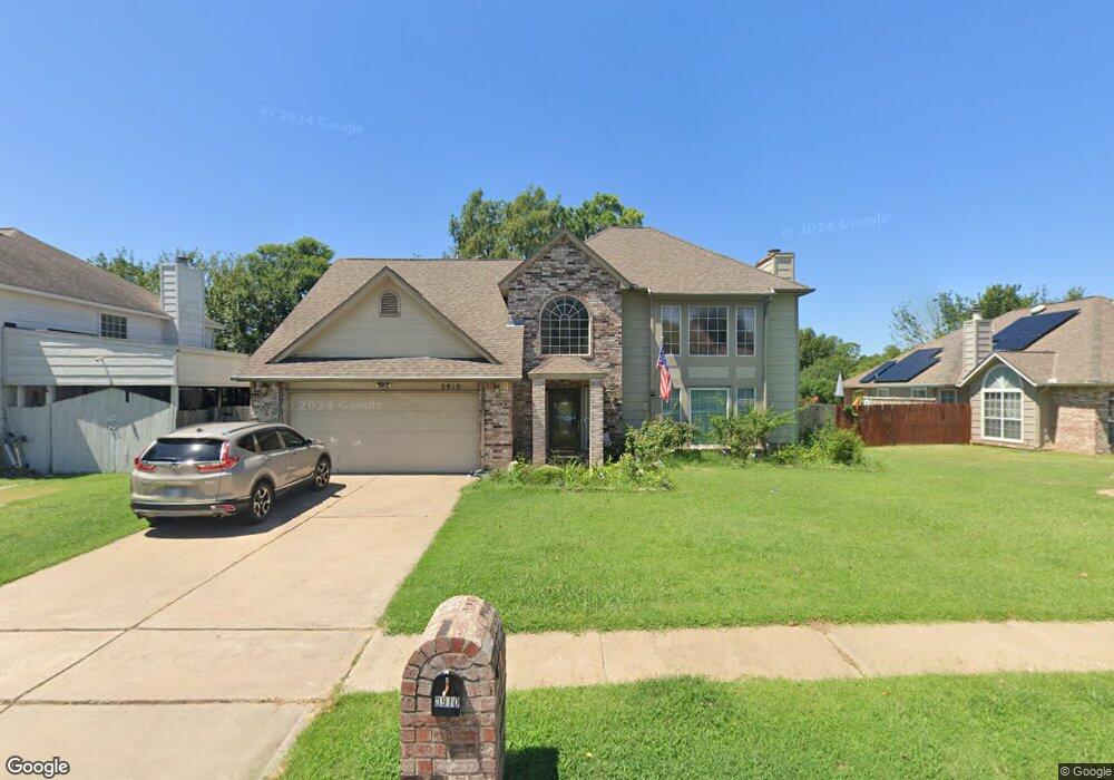 3910 S Sycamore Place, Broken Arrow, OK 74011 - photo 1