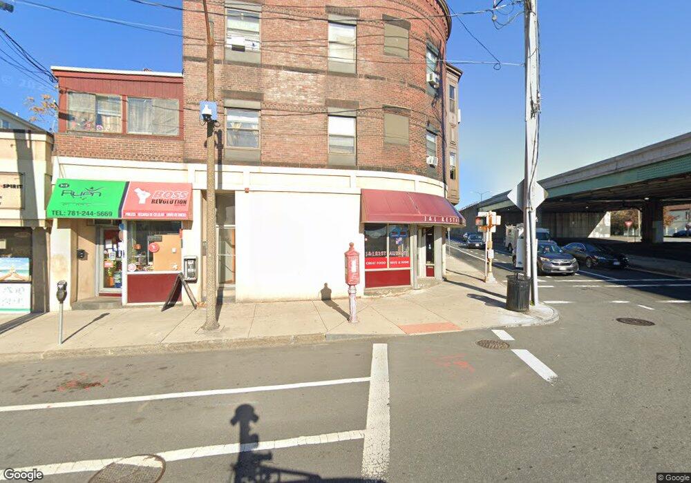 159 Washington St unit 1, Somerville, MA 02143 - photo 1