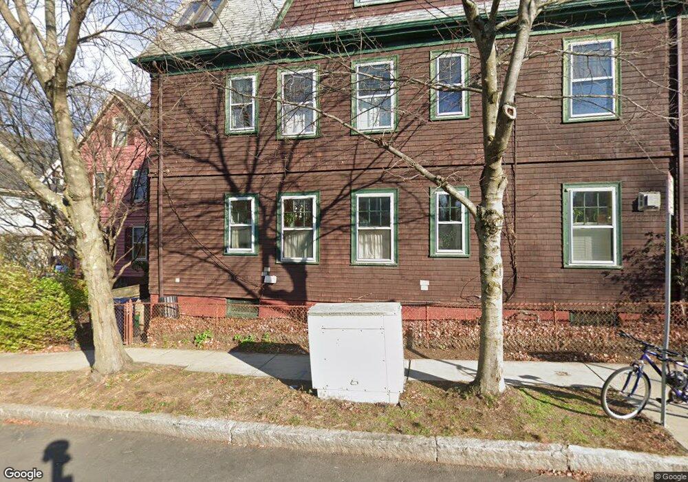 161 Lakeview Ave unit 1, Cambridge, MA 02138 - photo 1