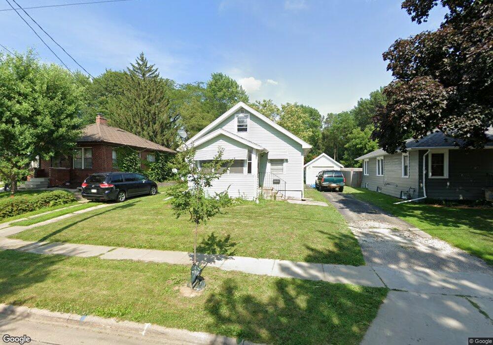 1026 26th St SE, Cedar Rapids, IA 52403 - photo 1