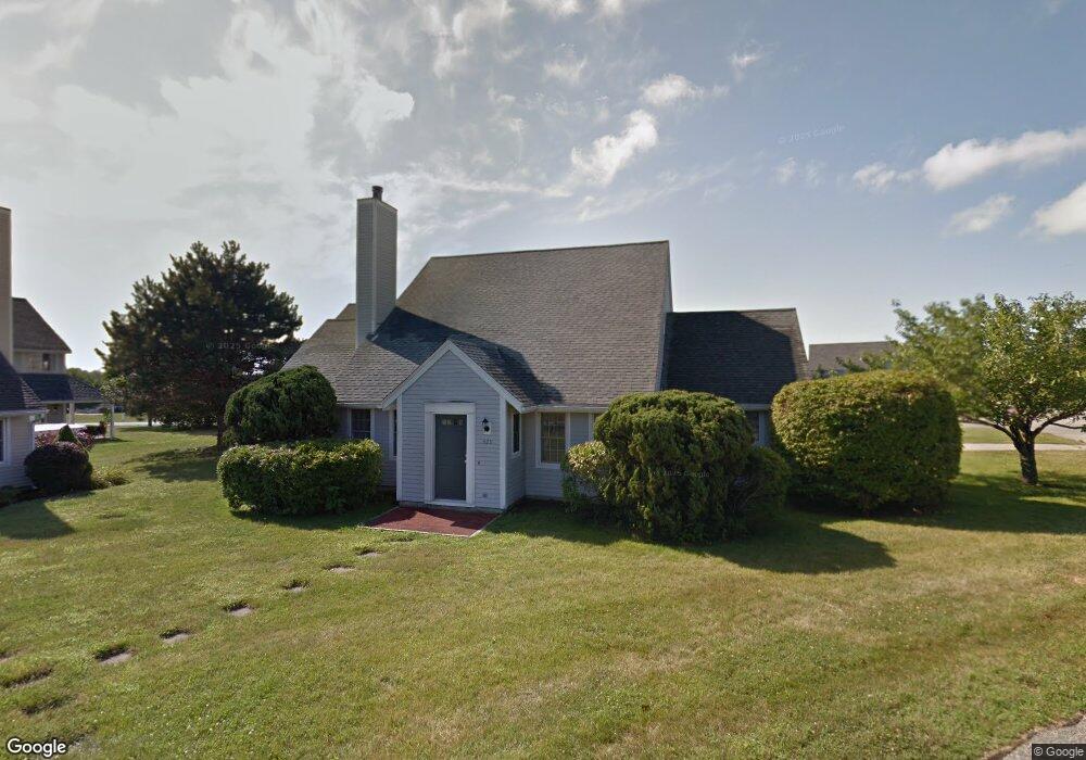 425 Corey Ln, Middletown, RI 02842 - photo 1