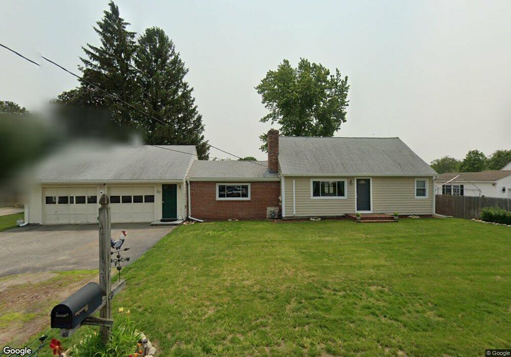 57 Linton St unit 203, Nashua, NH 03060 - photo 1