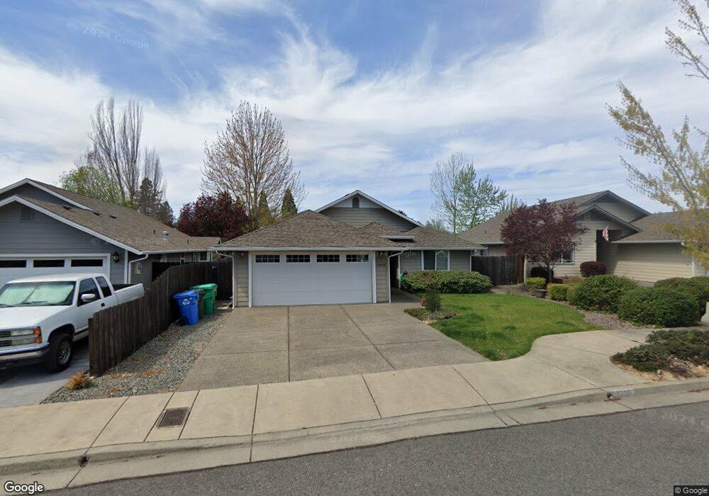 1346 SW Sturgeon Ct, Grants Pass, OR 97527 - photo 1