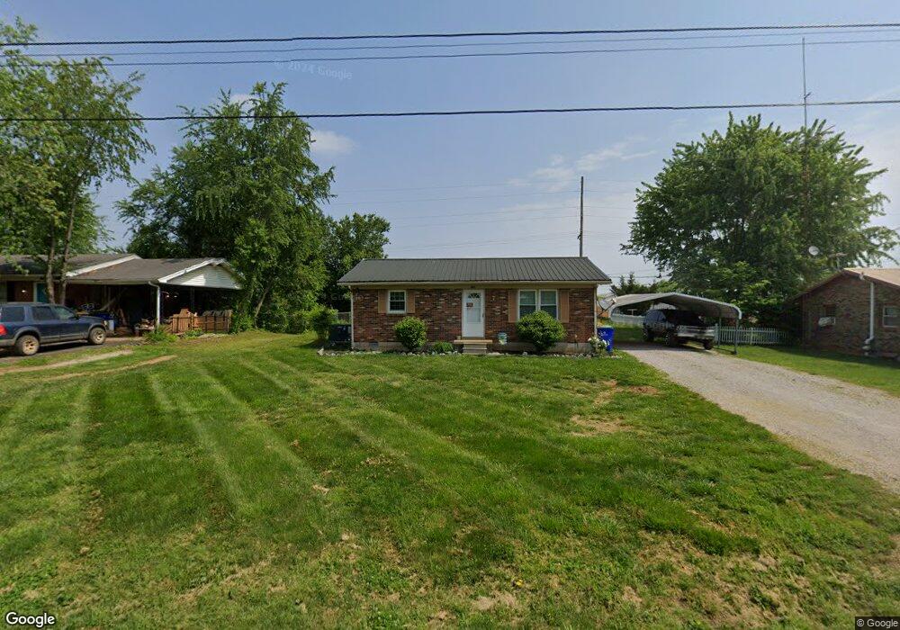 713 Rogers St, Franklin, KY 42134 - photo 1