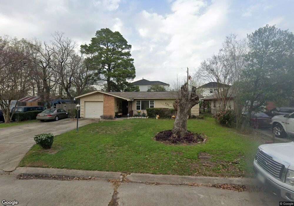 354 Surratt Dr, Houston, TX 77091 - photo 1