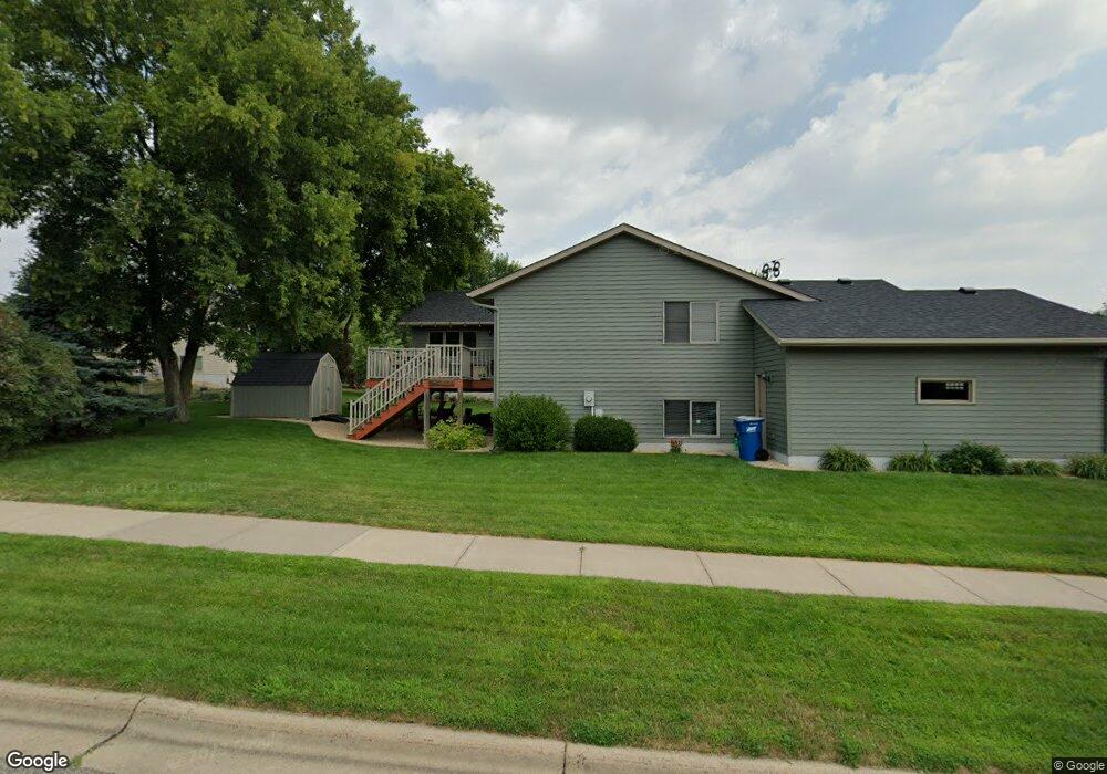 1332 Summit Ave N, Sauk Rapids, MN 56379 - photo 1