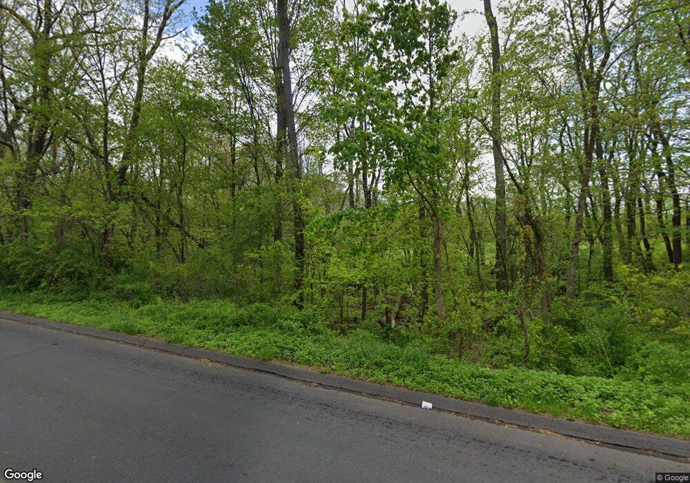 550 Oak Ave, Cheshire, CT 06410 - photo 1