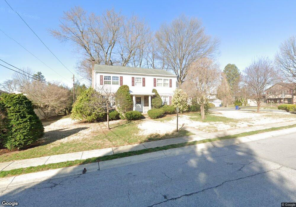 826 Evergreen Dr, Reading, PA 19610 - photo 1