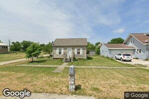 104 S Garfield St, Bradgate, IA 50520