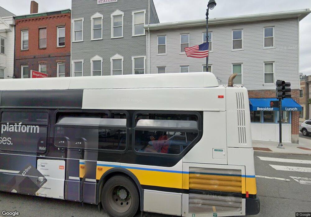 245 Cambridge St unit 3, Cambridge, MA 02141 - photo 1