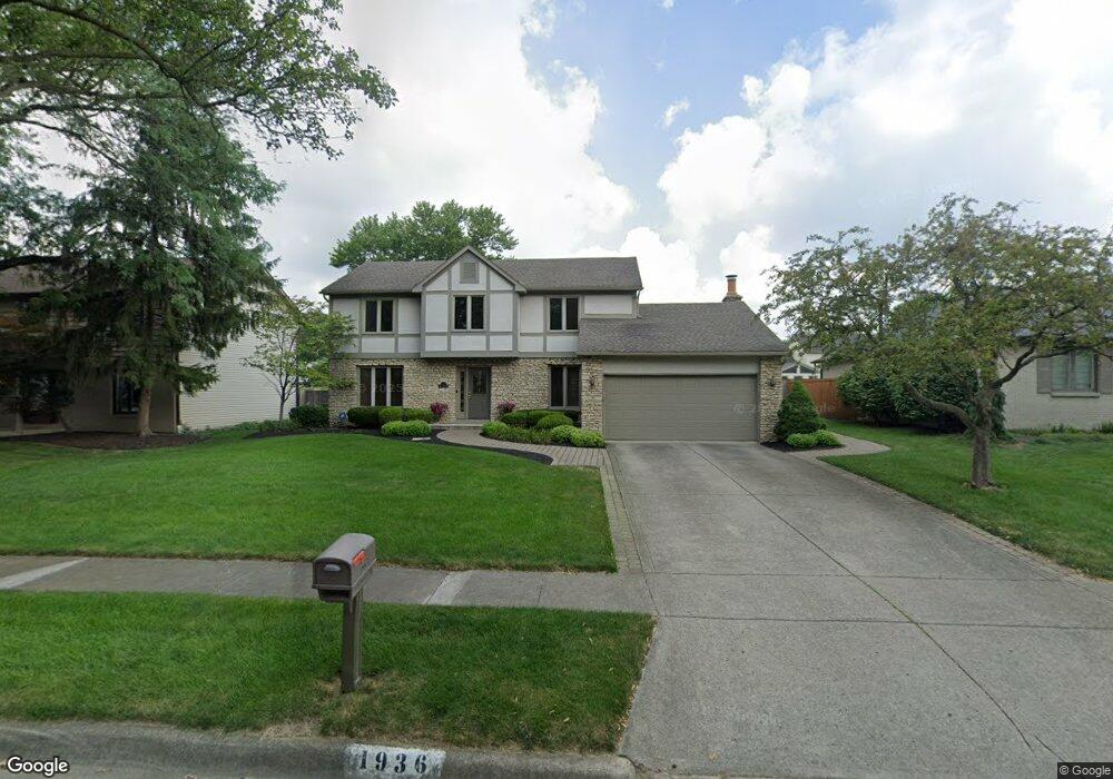 1936 Stockwell Dr, Columbus, OH 43235 - photo 1