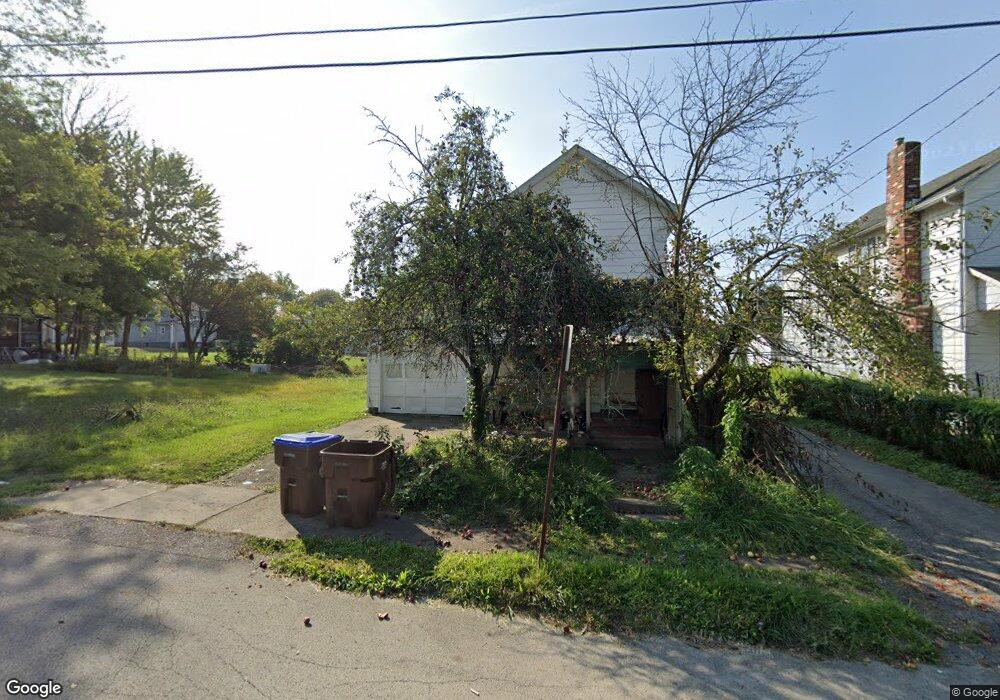 424 York Way, Sharon, PA 16146 - photo 1