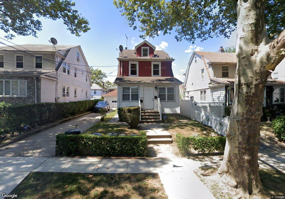 6132 163rd St, Fresh Meadows, NY 11365 - photo 1