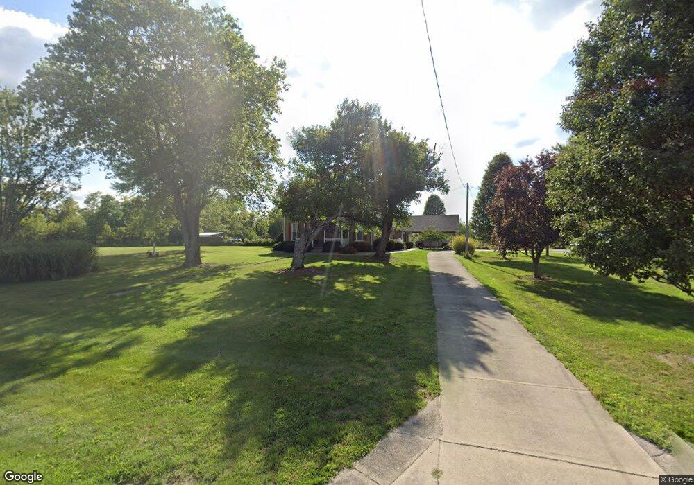 7419 S 600 W, Edinburgh, IN 46124 - photo 1