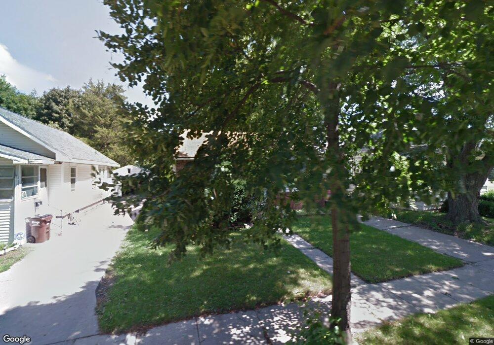 812 Clayton St, Lansing, MI 48915 - photo 1