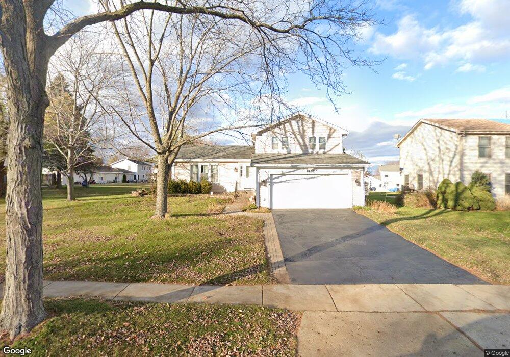 1422 S Parkview Terrace, Algonquin, IL 60102 - photo 1