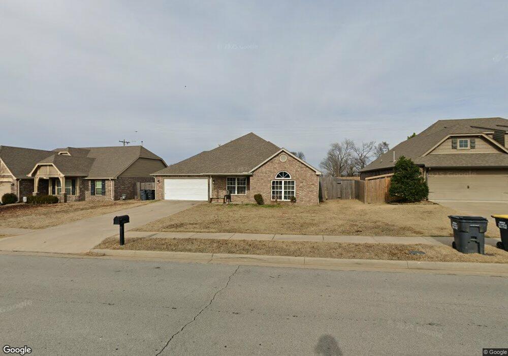 1951 E 136th St, Glenpool, OK 74033 - photo 1