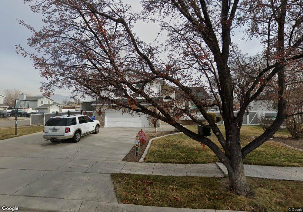 12661 S 3115 W, Riverton, UT 84065 - photo 1