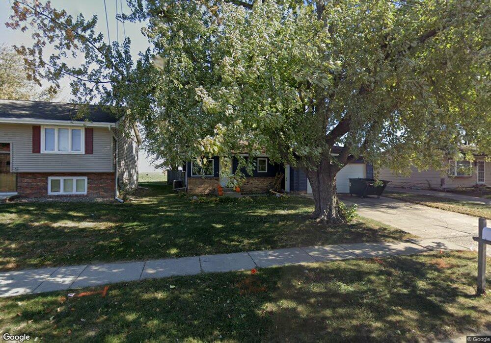 1012 E 19th St N, Newton, IA 50208 - photo 1