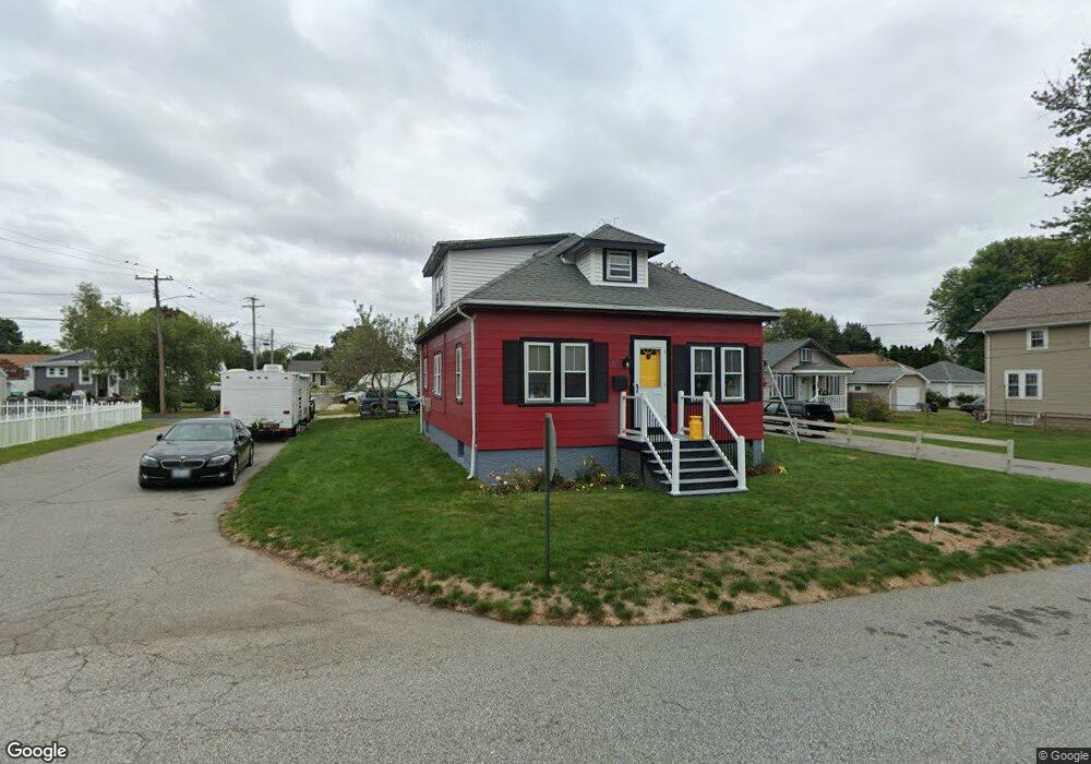 63 Bellevue Ave, Warwick, RI 02888 - photo 1