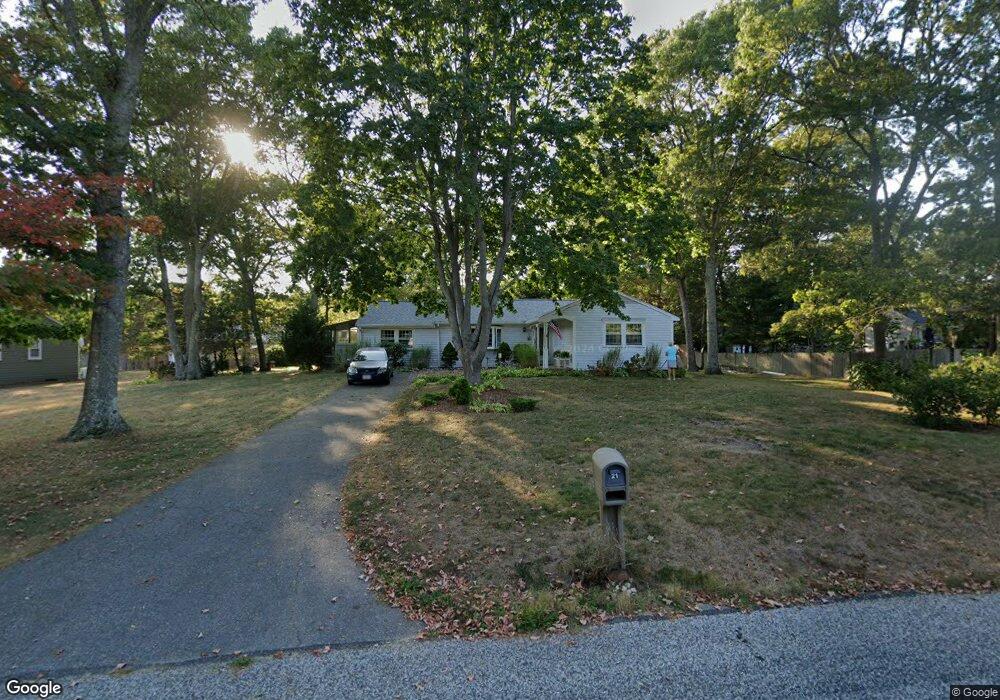 21 Knotty Pine Ln, Centerville, MA 02632 - photo 1