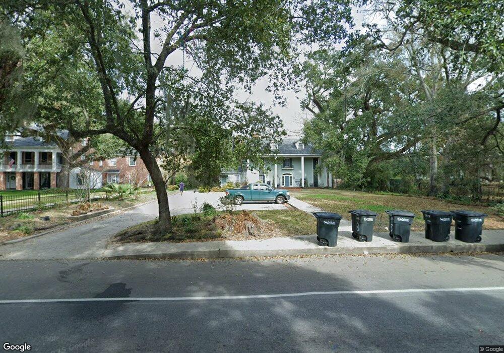 521 E Main St, New Iberia, LA 70560 - photo 1