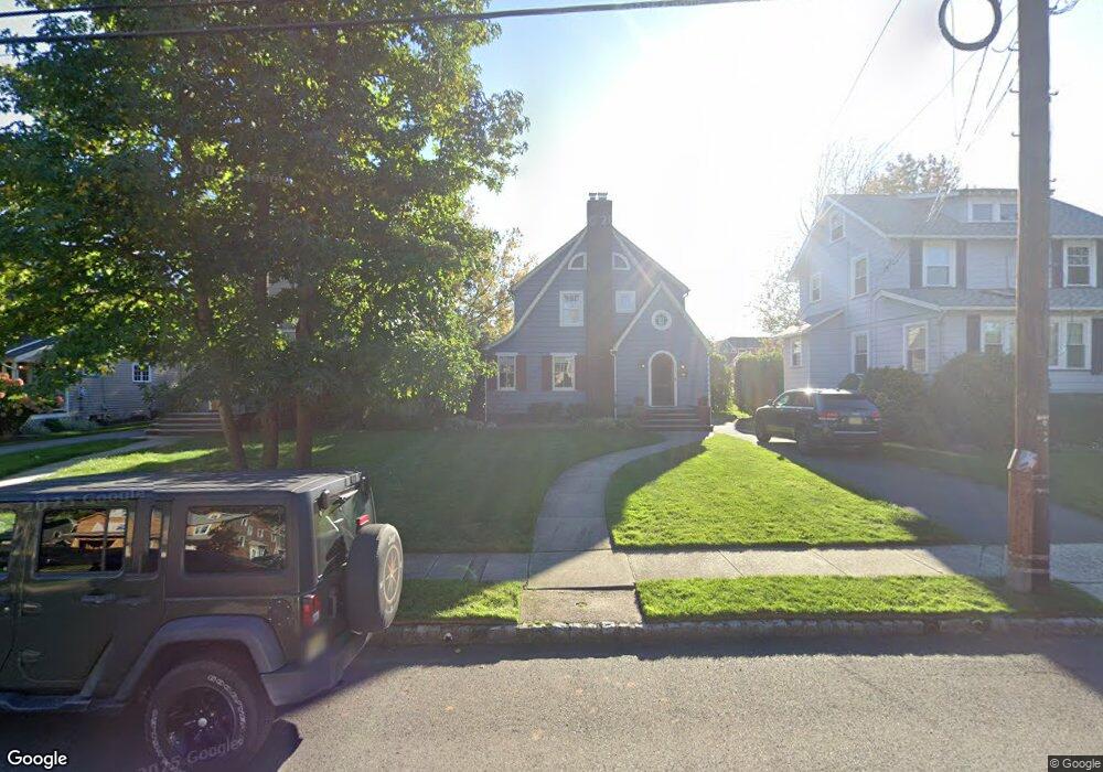 741 Embree Crescent, Westfield, NJ 07090 - photo 1