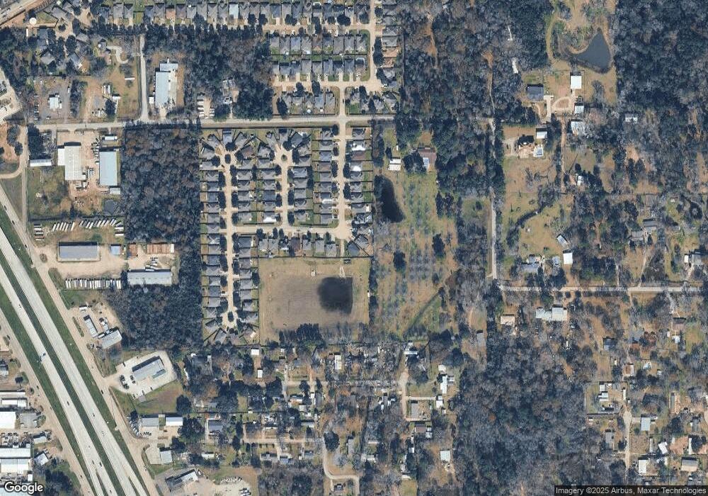 32007 Sara Ln, Pinehurst, TX 77362 - photo 1