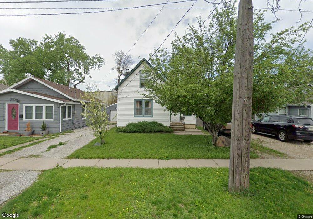 2028 Maple St, Des Moines, IA 50317 - photo 1