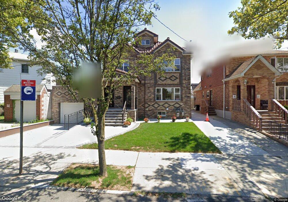 1559 150th St, Whitestone, NY 11357 - photo 1