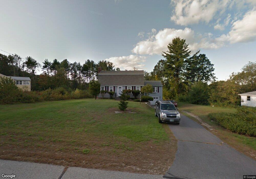 7 Berkshire Ln, Londonderry, NH 03053 - photo 1