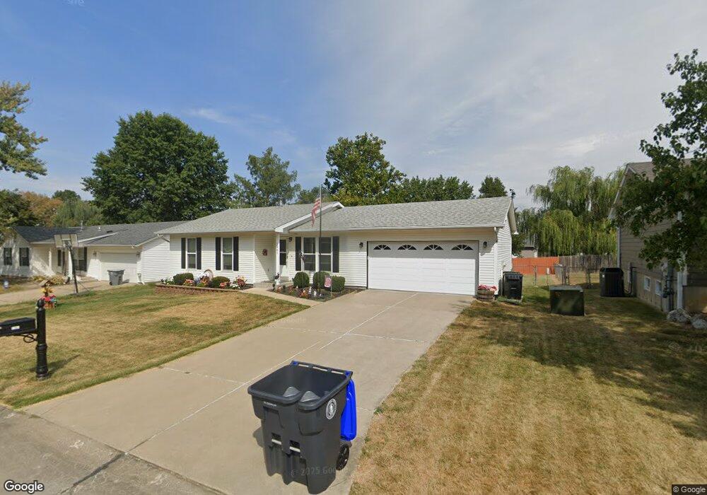 1361 Osage Meadows Dr, O Fallon, MO 63366 - photo 1