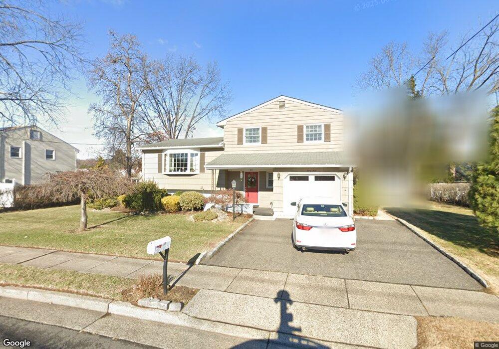 39 Calvert Ave E, Edison, NJ 08820 - photo 1