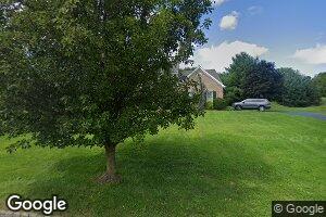 18 Surry Ln, Asbury, NJ 08802