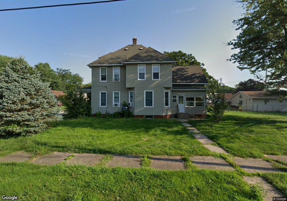 2334 4th St, Moline, IL 61265 - photo 1