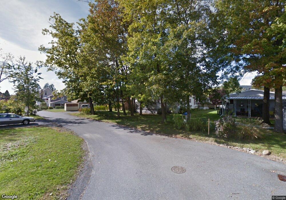 17 Hickory St, Walnutport, PA 18088 - photo 1