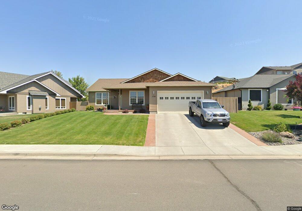 1722 SW 3rd St, Pendleton, OR 97801 - photo 1