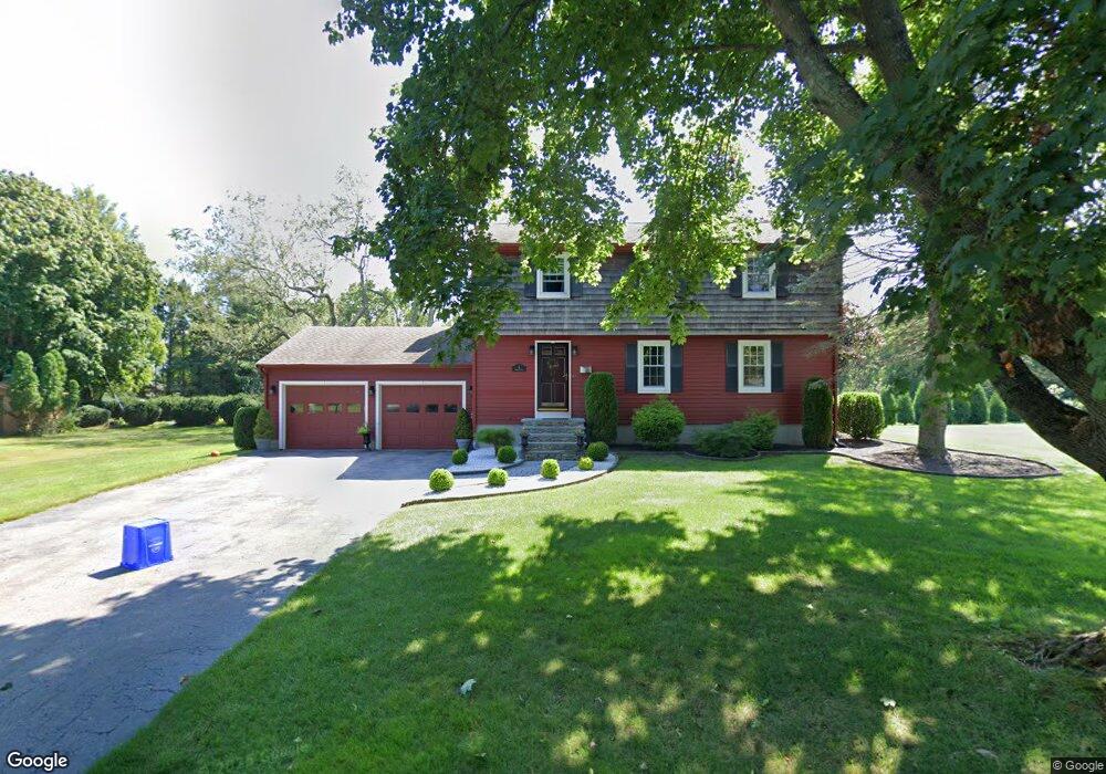 4 Pinetop Rd, Barrington, RI 02806 - photo 1