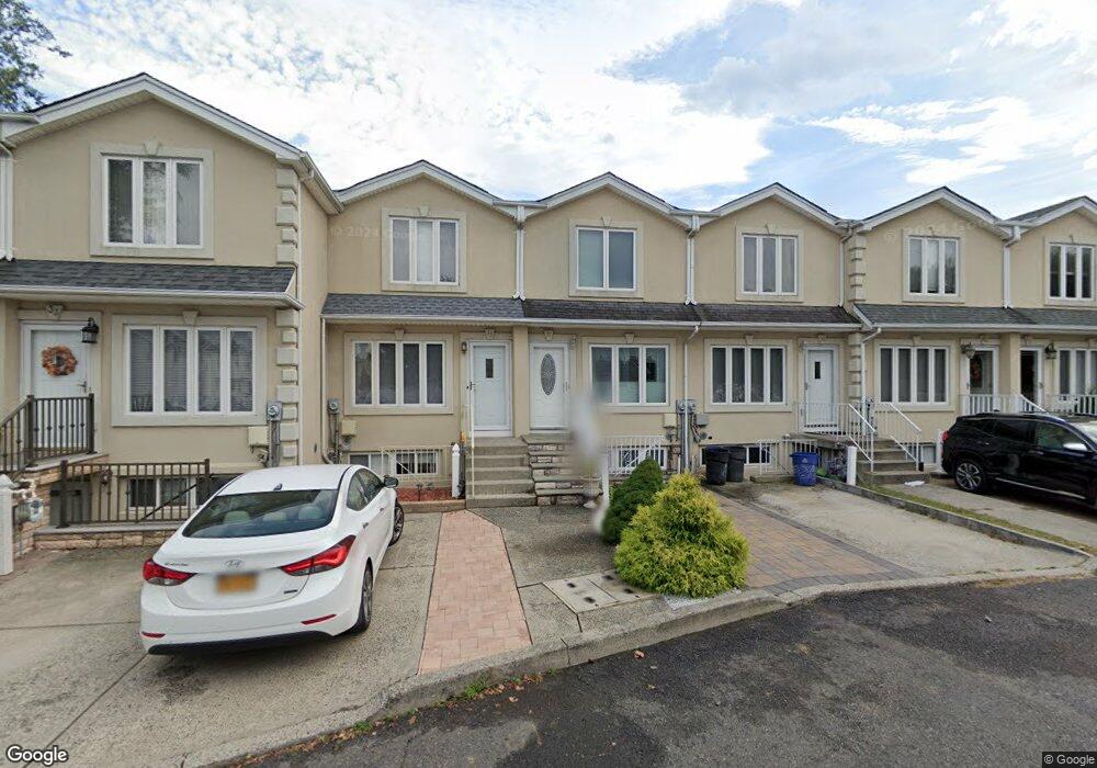 37 Bouton Ln, Staten Island, NY 10312 - photo 1