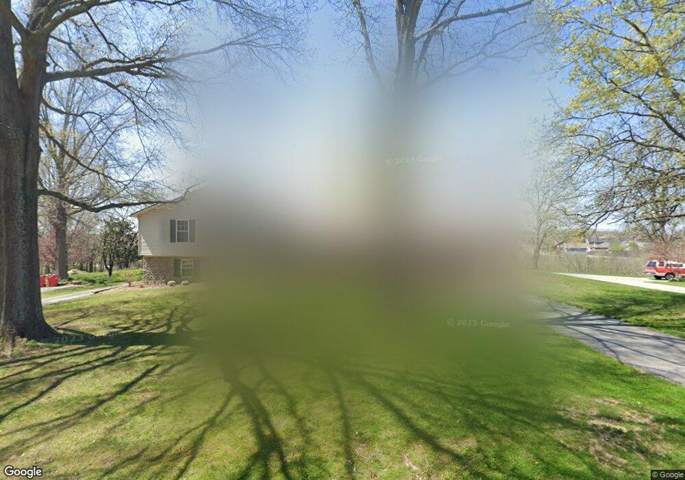 204 Farmbrook Cir, Frankfort, KY 40601 - photo 1