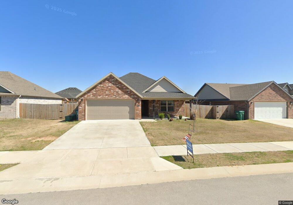 1036 Fair Oaks St, Tontitown, AR 72762 - photo 1