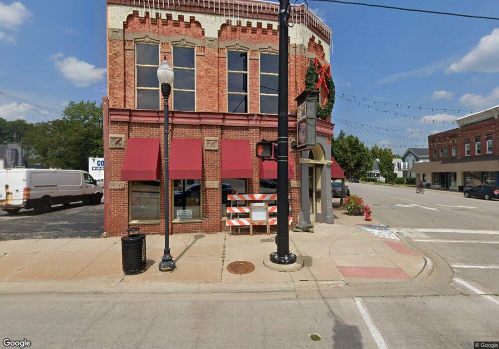 100 W Huron Ave, Vassar, MI 48768 - photo 1