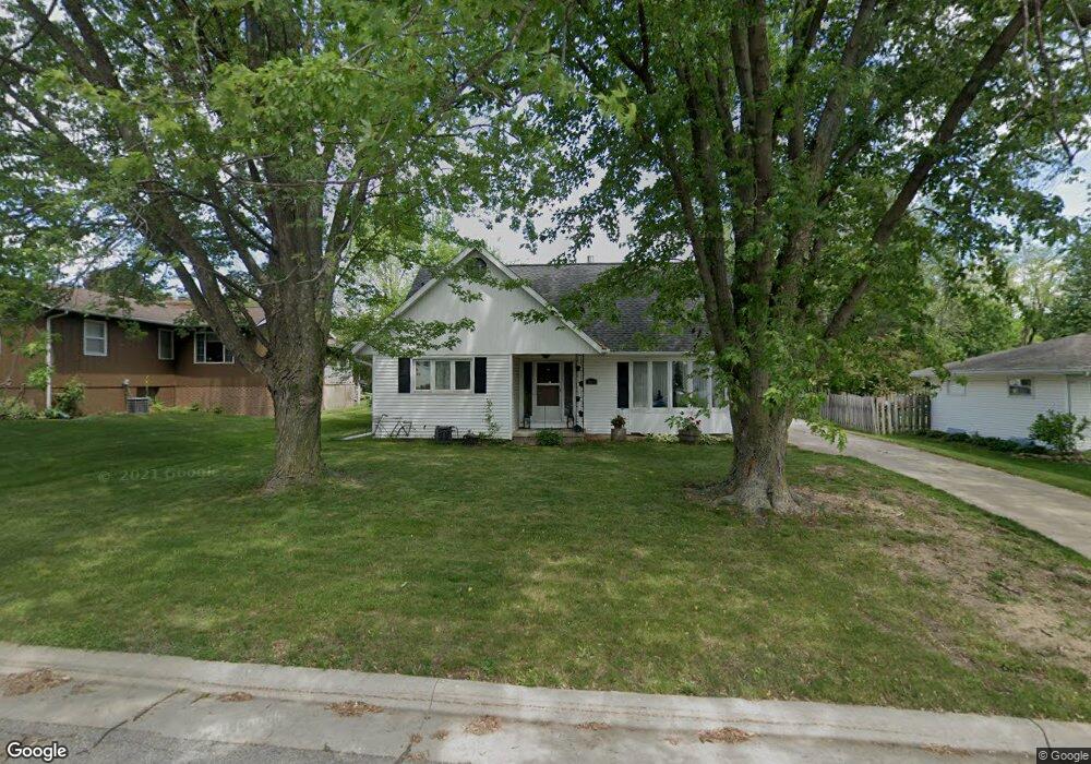 1813 Sheldon Ave, Cedar Falls, IA 50613 - photo 1