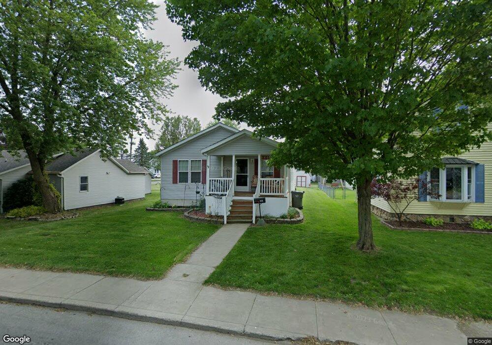 955 E Walnut St, Nappanee, IN 46550 - photo 1