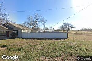 613 S Central St, Walters, OK 73572