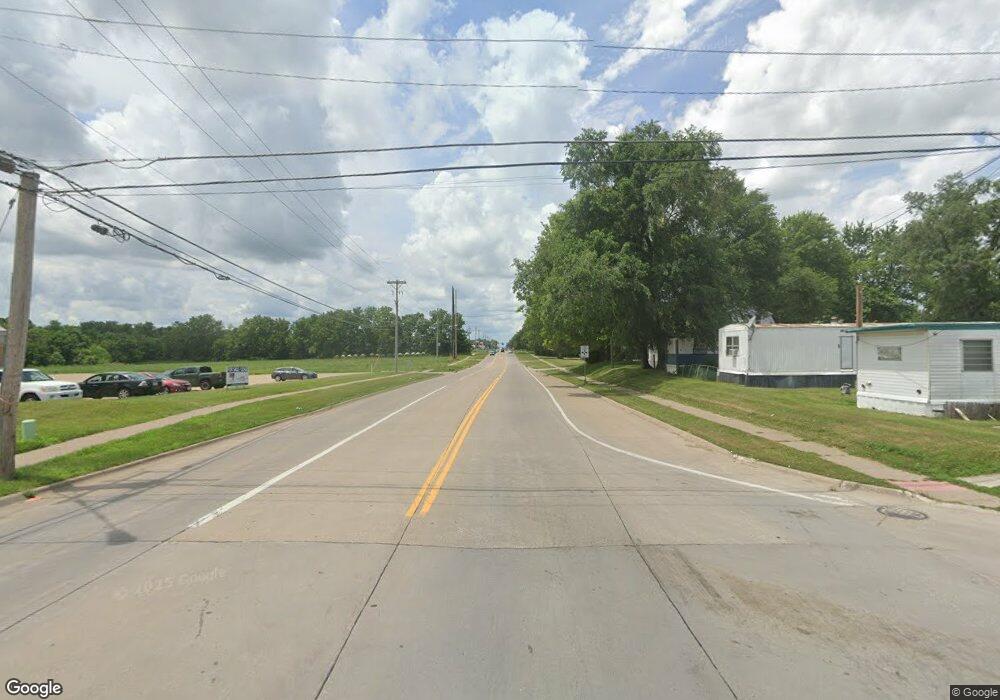 3900 W Locust St unit 3, Davenport, IA 52804 - photo 1