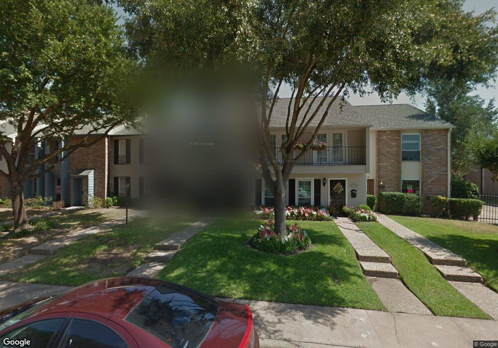 10321 Longmont Dr unit 37, Houston, TX 77042 - photo 1